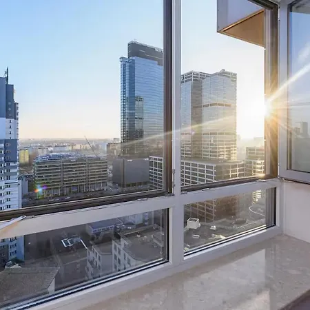 Before Making A Request, Read My Host Profile At Bottom Of Page # Shortstaypoland Platinum Towers Skyline *