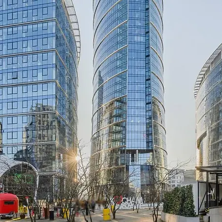 Apartment Before Making A Request, Read My Host Profile At Bottom Of Page # Shortstaypoland Platinum Towers Skyline Warsaw